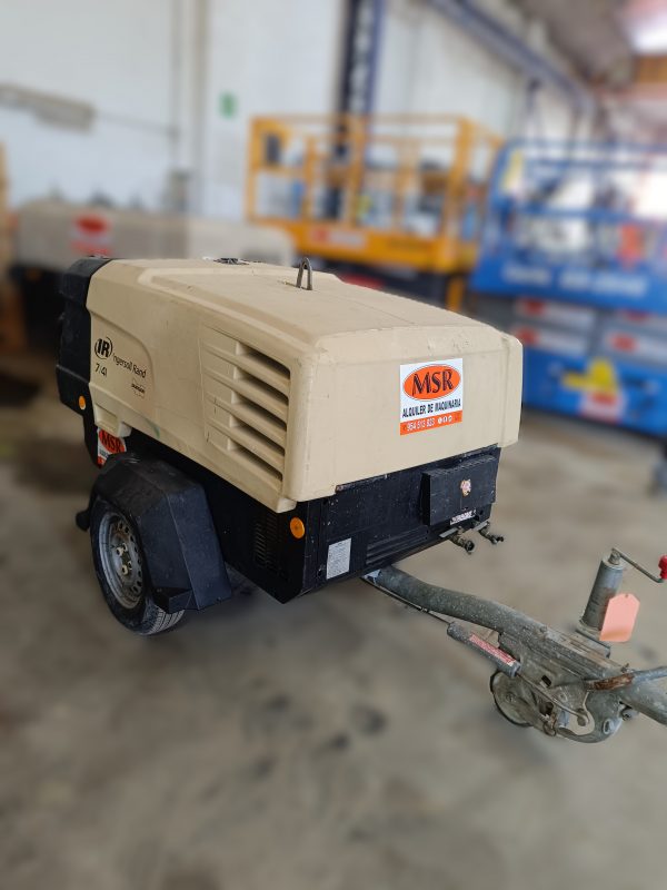 Compresor INGERSOLL RAND 7/41 📅2011