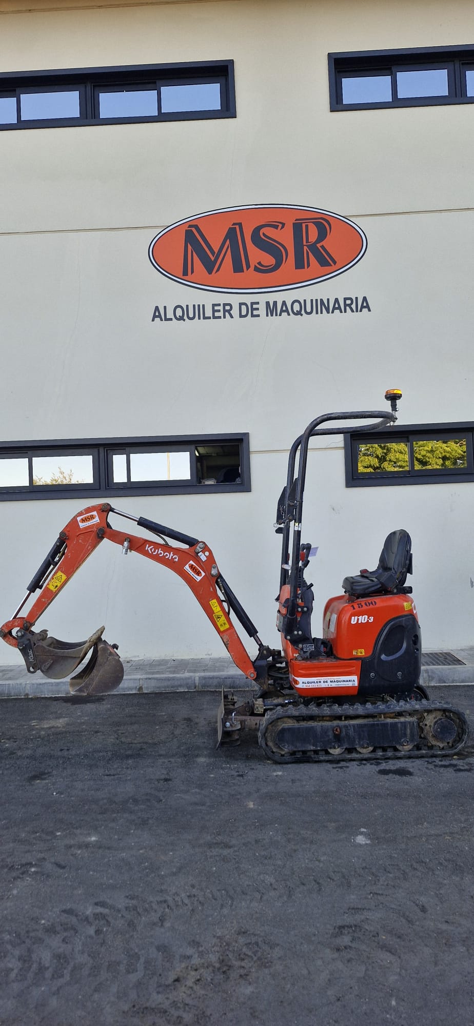 Mini excavadora Oruga KUBOTA U10-3 📅2021