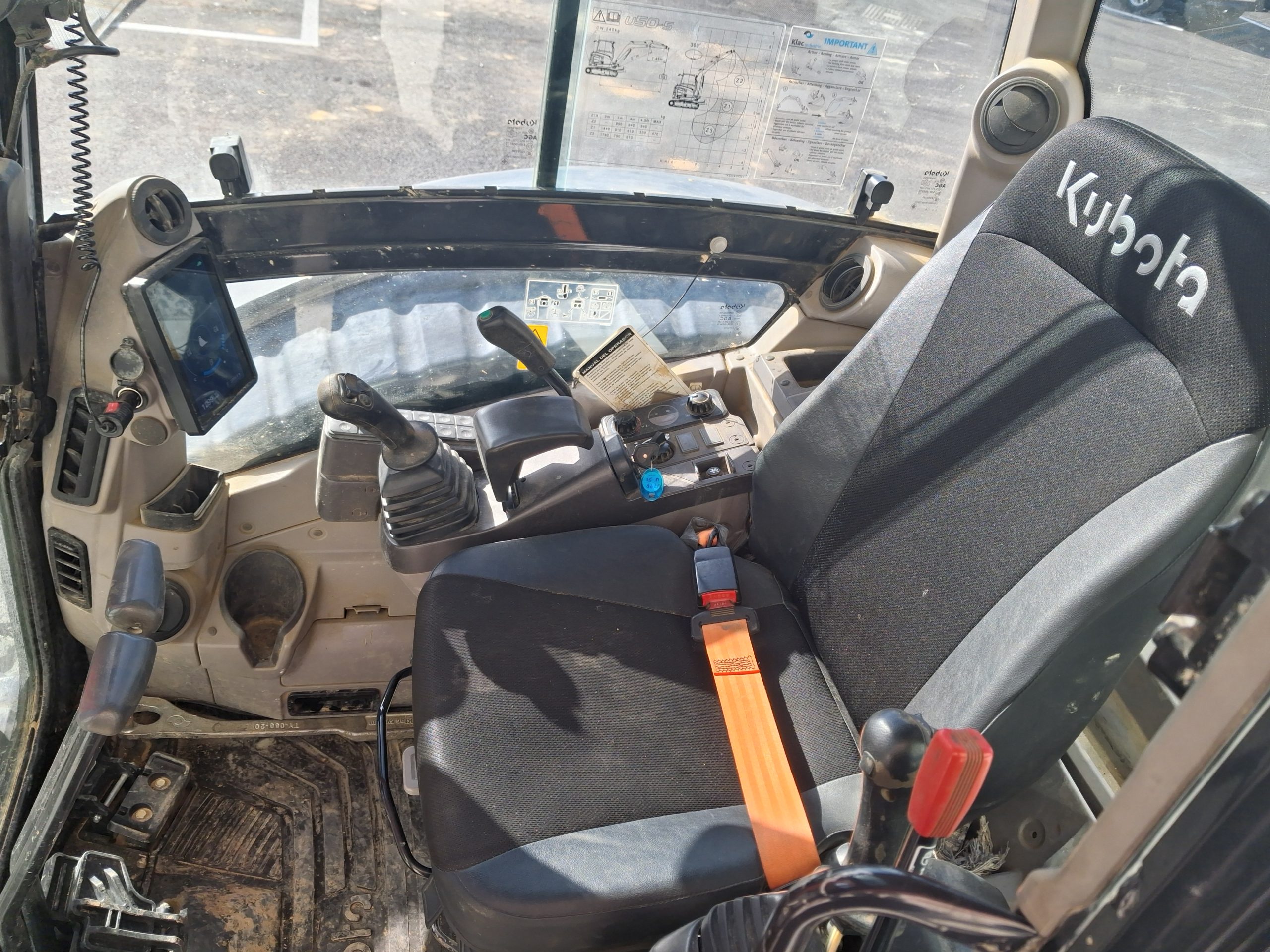 Mini excavadora Oruga KUBOTA U50-5📅2022 - Imagen 11