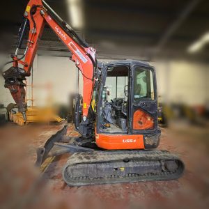 Mini excavadora Oruga KUBOTA U55-4📅2020